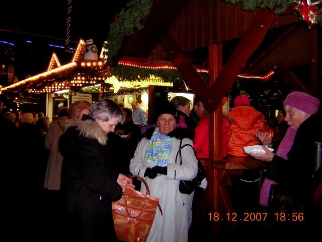 Weihnachtsmarkt Essen2.JPG